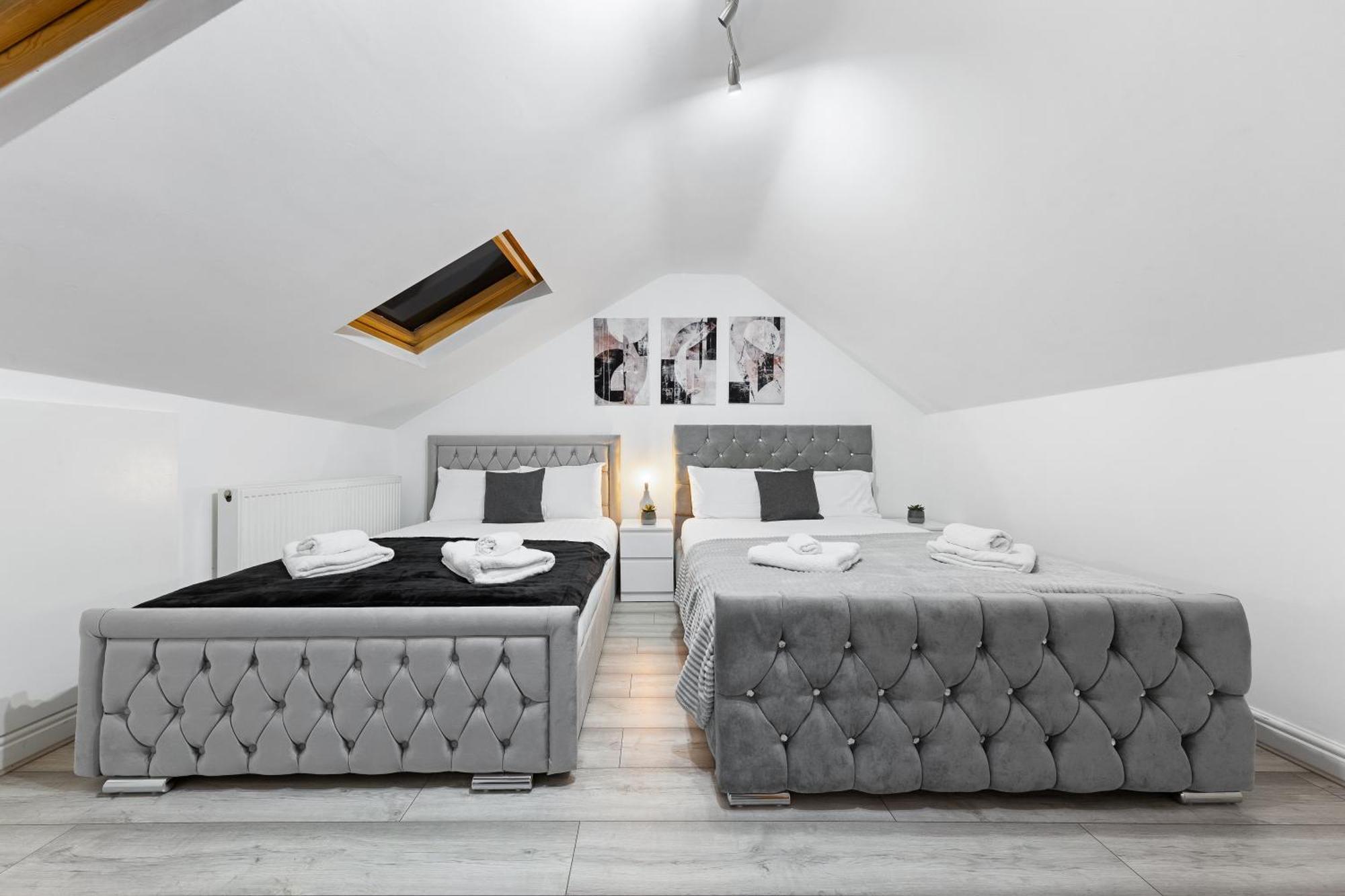 Green Hype - 10 Mins To Stadium - Sleeps 8 Лондон Экстерьер фото