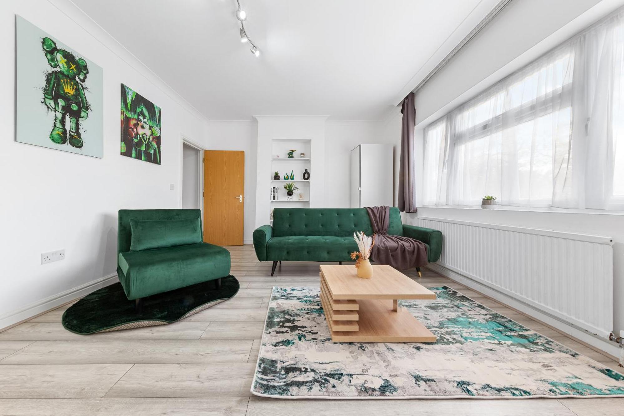 Green Hype - 10 Mins To Stadium - Sleeps 8 Лондон Экстерьер фото