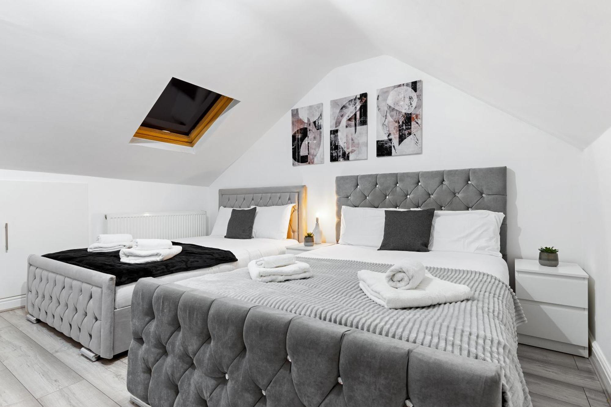 Green Hype - 10 Mins To Stadium - Sleeps 8 Лондон Экстерьер фото